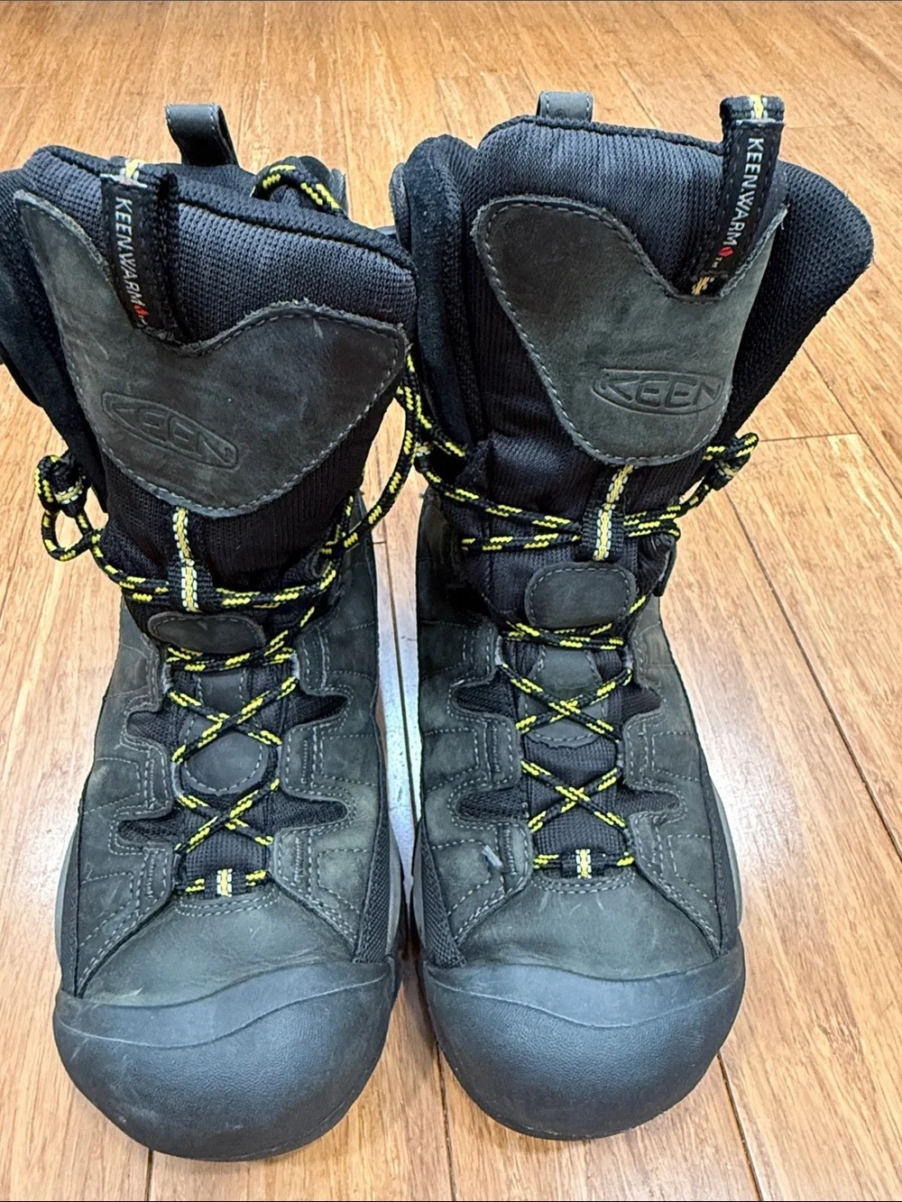 New! Keen Summit County men's winter boots